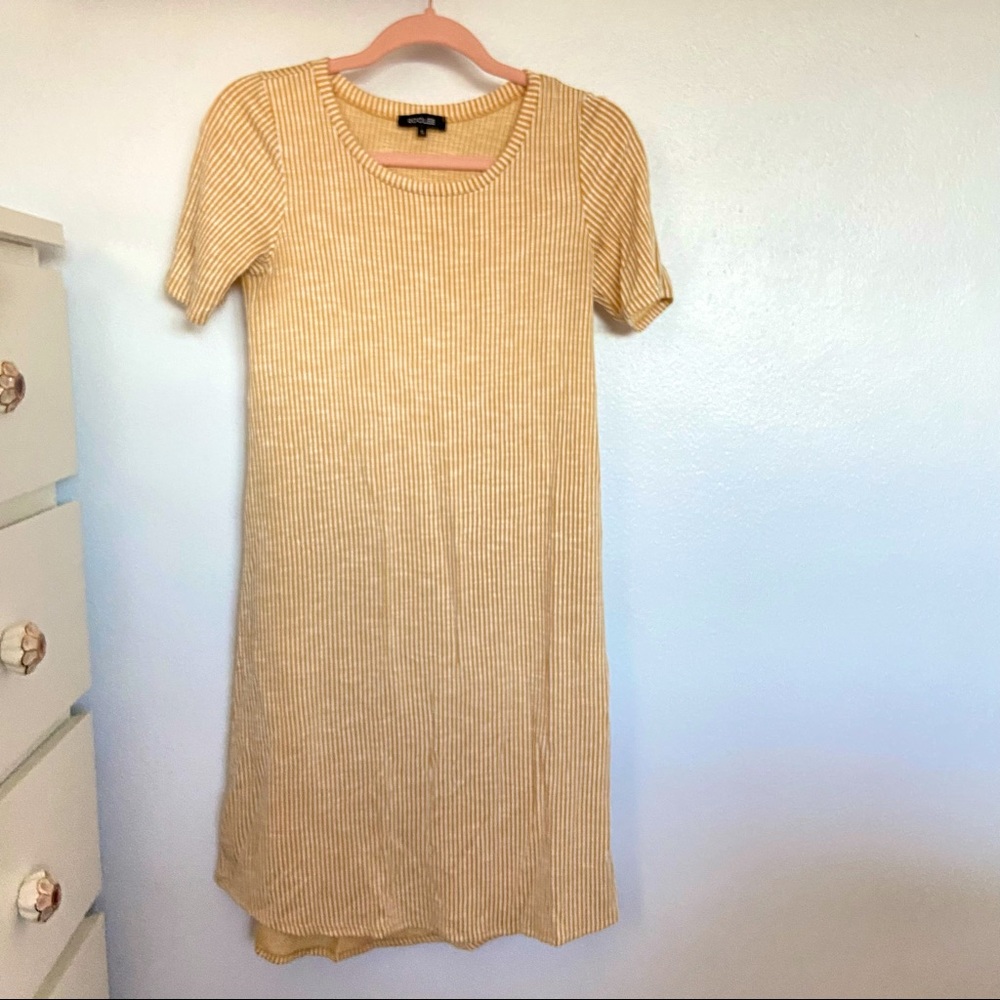Roolee Yellow Striped Knee Length T Shirt Dress - Size Small